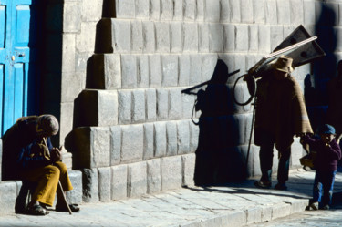 Photographie intitulée "scène de rue à Cuzc…" par Claude Guillemet, Œuvre d'art originale, Photographie non manipulée