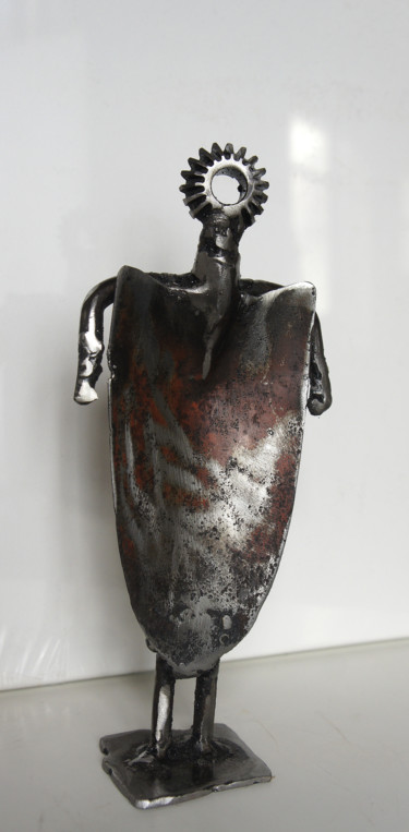 제목이 "IRSUM sculpture"인 조형물 Jean-Luc Lacroix (JL LACROIX)로, 원작, 금속