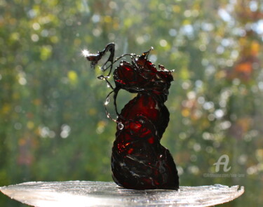 Scultura intitolato "Autumn Djinn" da Tina Lane, Opera d'arte originale, Resina