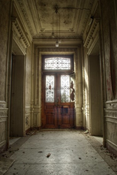 Photographie intitulée "Villa Pesto #01" par Yannick Vandermolen, Œuvre d'art originale