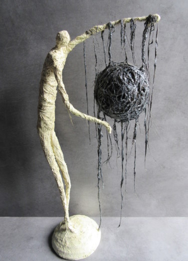 Sculpture intitulée "L'Oeil de Caïn" par Nathalie Villate-Lafontaine, Œuvre d'art originale, Plâtre