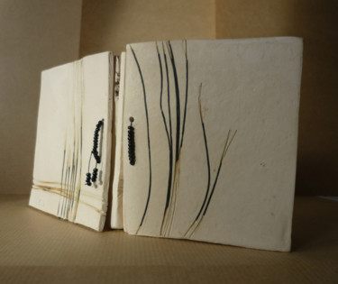 Sculpture titled "minilivre-blanc-arg…" by Marie-Claire Touya, Original Artwork, Ceramics