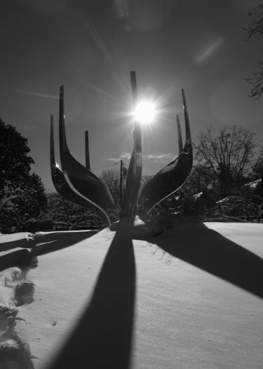 Fountain Photography titled "Fountain" by Elke Matthaeus, Original Artwork