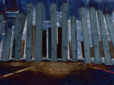Derrière le mur