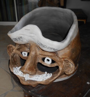 Sculpture titled "Moustache" by Quinquin, Original Artwork, Ceramics