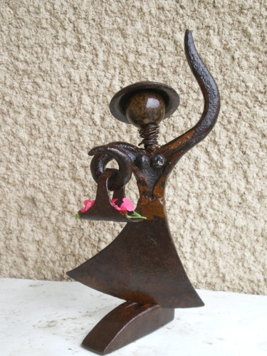 La villageoise Sculpture intitulée "La villageoise" par Jean Marc, Œuvre d'art originale, Métaux
