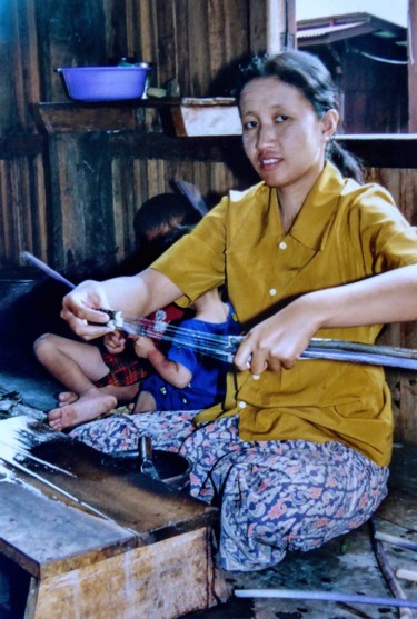 Photographie intitulée "Fileuse" par Jean Paul Rosso, Œuvre d'art originale