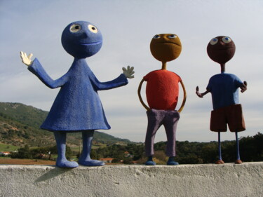 제목이 "maricarmen, javi y…"인 조형물 Alberto Kissola로, 원작, 다른