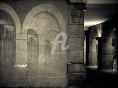 제목이 " #296 - Arches"인 사진 Sharlie Evans로, 원작