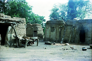 village-lobi.jpg