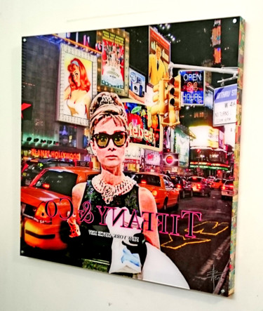 Arts numériques intitulée "TIFFANY (impression…" par Alan Berg, Œuvre d'art originale, Photo montage