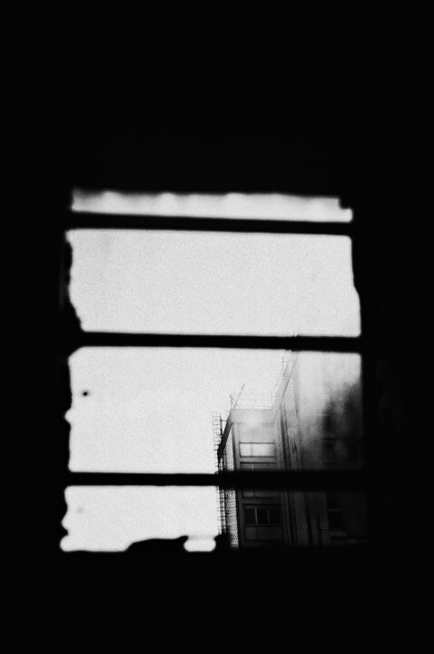 Photographie intitulée "Look the sky" par Marcel Jarron, Œuvre d'art originale