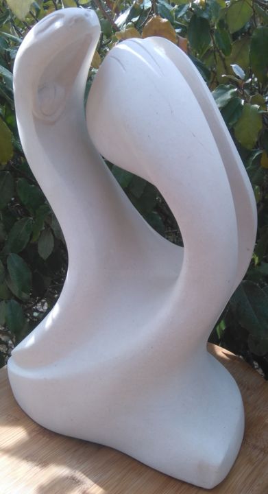 Skulptur mit dem Titel "On Applaudit" von Walter Kuschniersch, Original-Kunstwerk, Stein