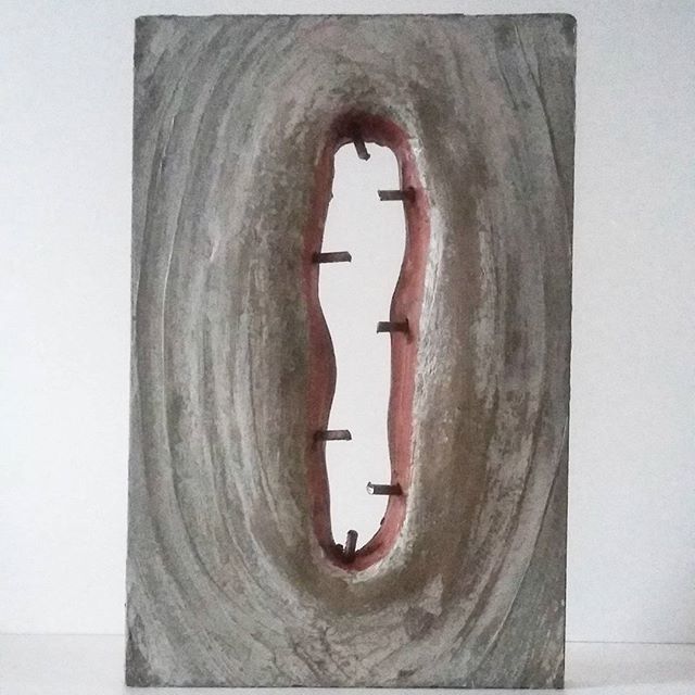 Sculpture intitulée "A BOCA DO BICHO" par Caetano Marques, Œuvre d'art originale, Techniques mixtes