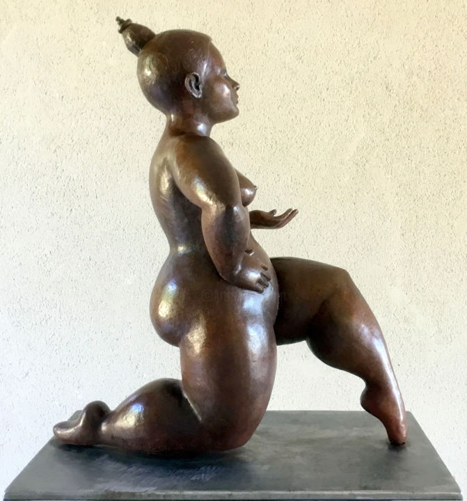 Marianne 雕塑, 18.9x9.1 in
