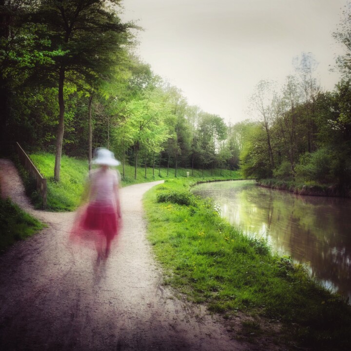 Fotografía titulada "La promeneuse du ca…" por Agnès M, Obra de arte original, Fotografía digital
