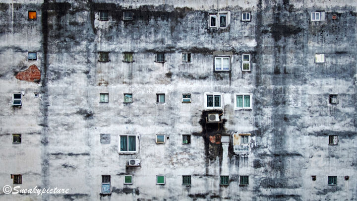 Photography titled "suburban wall" by Sneakypicture, Original Artwork