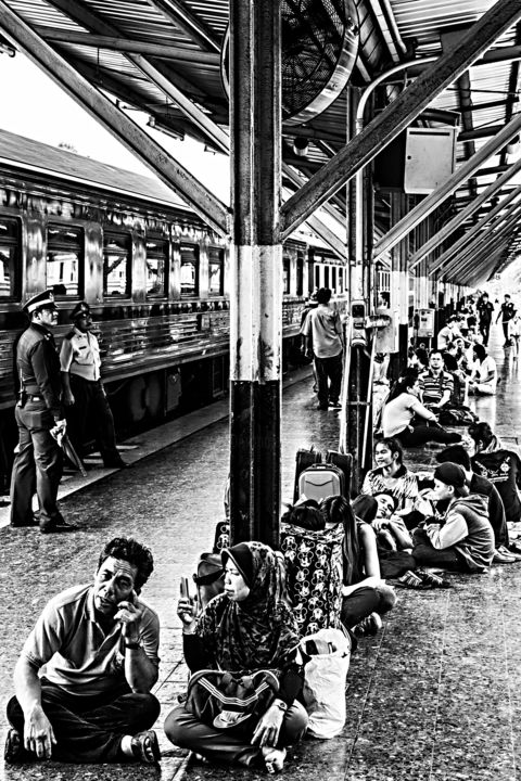 Photography titled "Hua Lamphong Train…" by Schlindwein Photographie --- Www.Schlind, Original Artwork