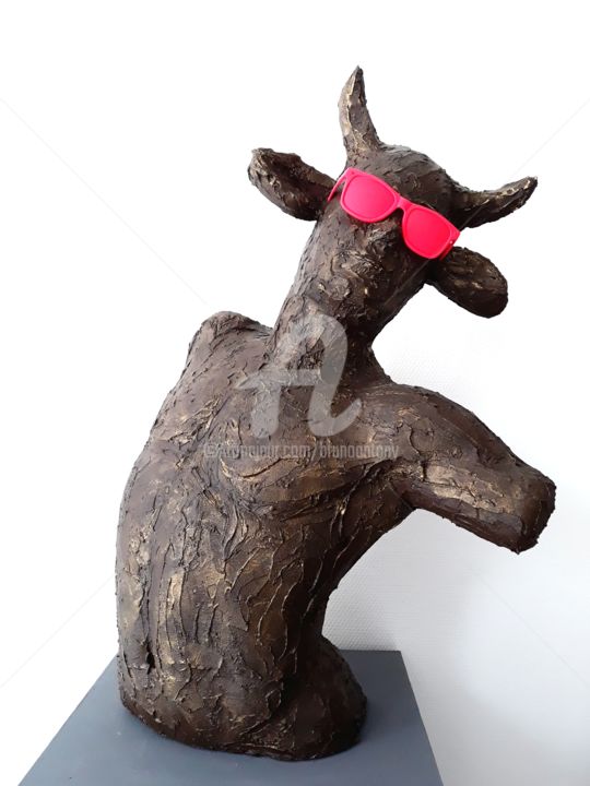 Sculpture titled "VACHEMENT HUMAIN 1" by Bruno Antony-Thouret (bruno antony), Original Artwork