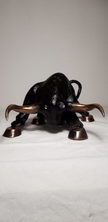 Sculpture intitulée "toro!" par Gaby, Œuvre d'art originale, Bronze