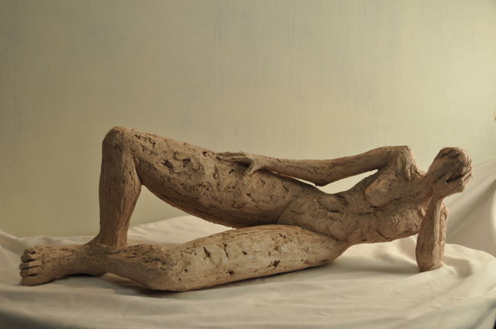 " Nonchalance " 雕塑, 7.1x10.6 in