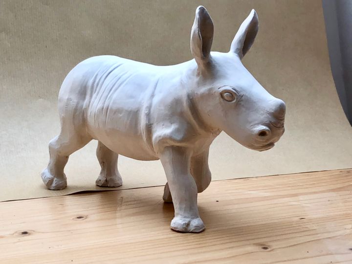 bébé rhino terre cuite 雕塑, 2.8x5.7 in