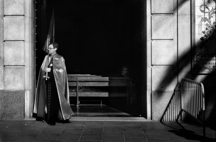 Photography titled "Easter (2)" by Sol Marrades, Original Artwork