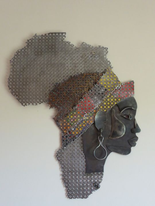 Sculpture titled "visage d'Afrique" by Claude Germain, Original Artwork
