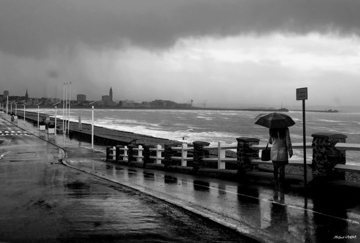 Le front de mer sous la pluie de décembre