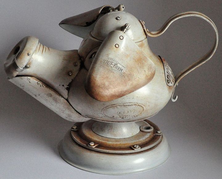 Escultura titulada "A PIGGY BANK" por Artūras Tamašauskas, Obra de arte original, Aluminio