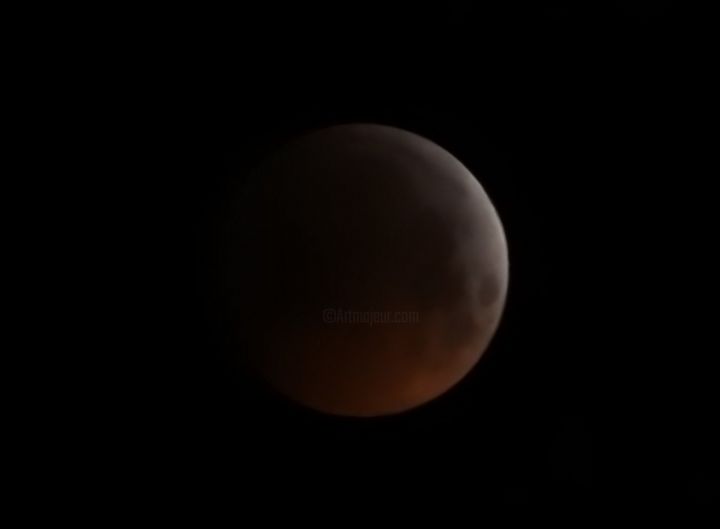 Photography titled "Éclipse totale 2019" by Delphine Fabregat, Original Artwork