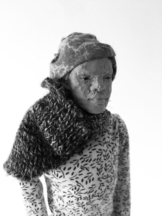 Sculpture titled "Performer 47" by Fleur Elise Noble, Original Artwork, Terra cotta