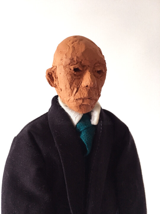 Sculpture titled "Performer 52" by Fleur Elise Noble, Original Artwork, Terra cotta