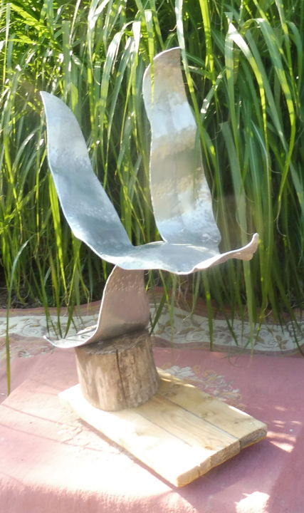 Sculpture intitulée "Envol de l'oiseau" par Servin, Œuvre d'art originale, Aluminium