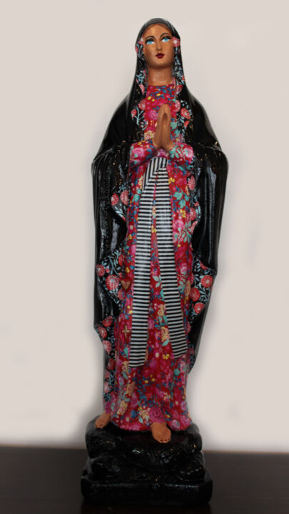 Sculpture intitulée "" Madone iconique n…" par Ann'Soco, Œuvre d'art originale, Plâtre