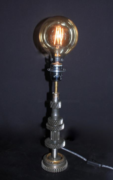 Художественная композиция под названием "lampe embrayage" - L’Avant Demain, Подлинное произведение искусства, Светильник