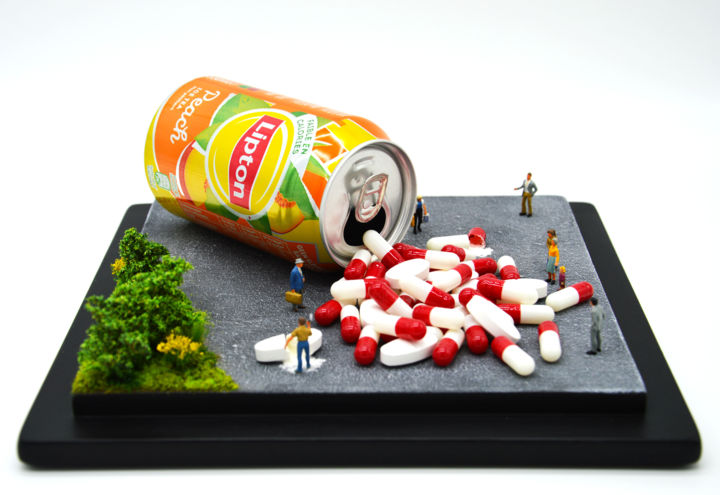 Addiction 雕塑, 8.5x9.1 in