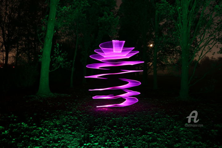 Photography titled "Purple spiral" by Dominik Olp, Original Artwork, Non Manipulated Photography