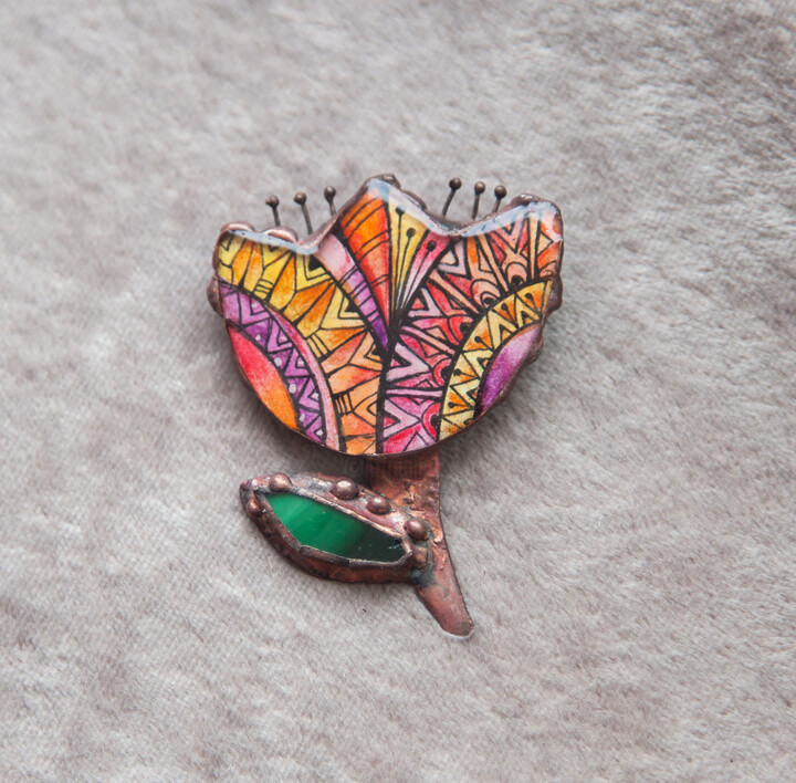 Design getiteld "Brooch "Tulip"" door Elena Dodoka, Origineel Kunstwerk, Accessoires