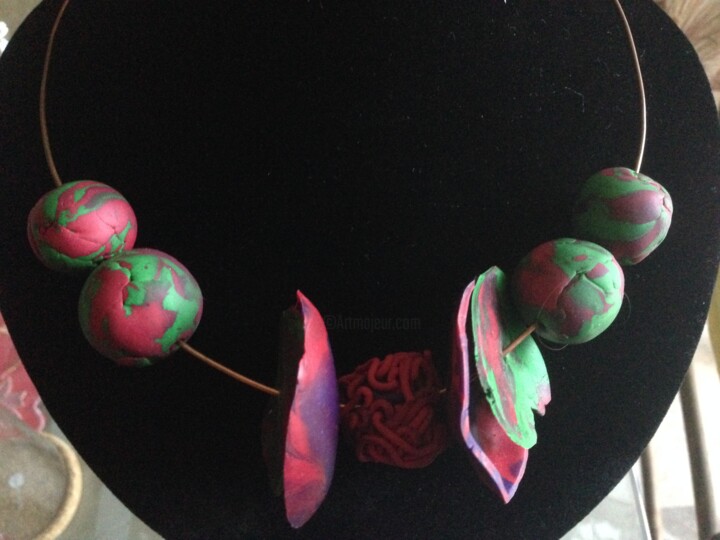 Design titled "Art colie 2" by Margia Tasanataki, Original Artwork, Plastic