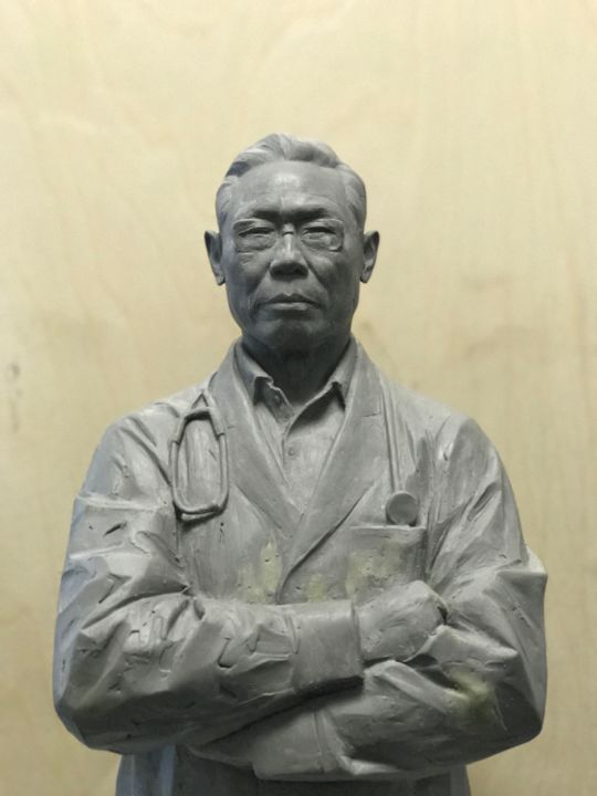 《国士如山》 雕塑, 12.6x5.9 in