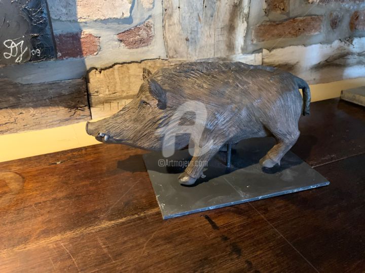 Sculpture titled "Sanglier des Ardenn…" by D.J.Sculpteur, Original Artwork, Terra cotta