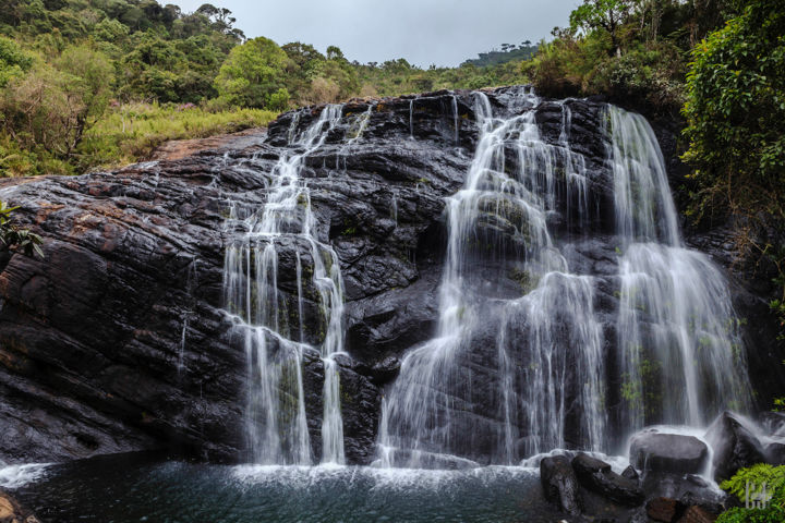 Fotografia intitolato "Water Rock" da Chaminda Jayasekara, Opera d'arte originale, Fotografia digitale Montato su Altro pann…