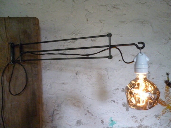 Design titled "LAMPE DESIGN INDUST…" by Leferailleur02, Original Artwork, Luminaire