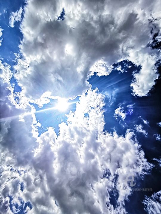 Photographie intitulée "light show above th…" par Gor Don(Gnie), Œuvre d'art originale, Photographie numérique