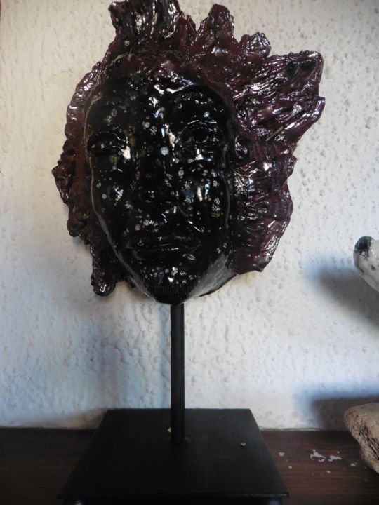 Le soleil noir 雕塑, 12.6x12.2 in