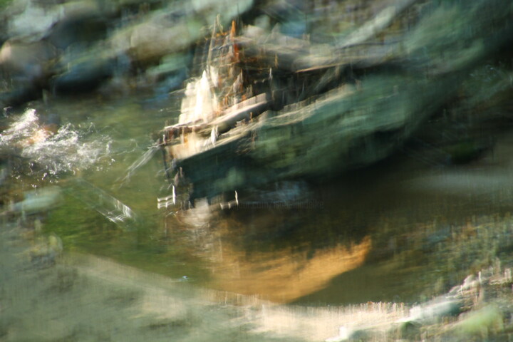 Sunken Ship Photography
