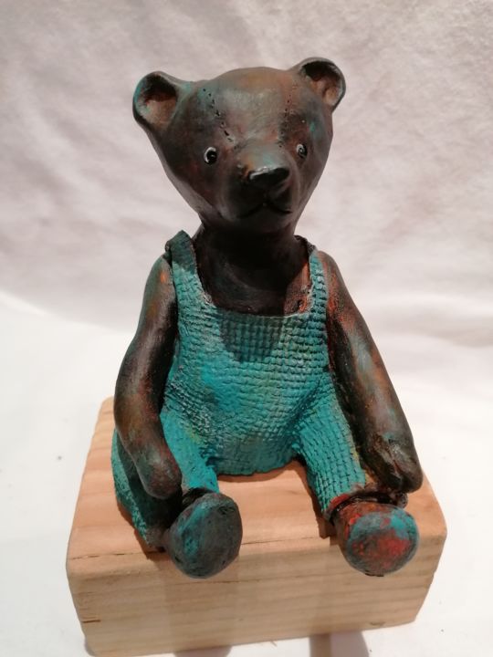 Ours à la salopette bleue 雕塑, 4.5x7.1 in
