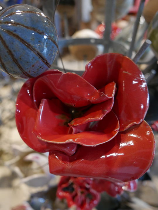 Sculpture titled "pavot" by Coco Eugene Lacroix, Original Artwork, Ceramics