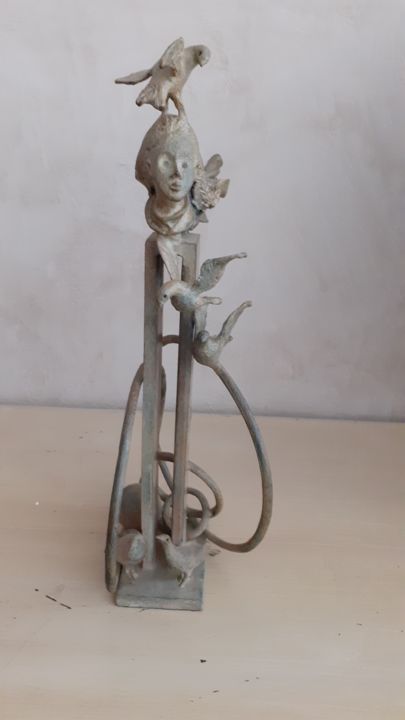Sculpture titled "TOTEM" by Eric Brouwers, Original Artwork, Bronze